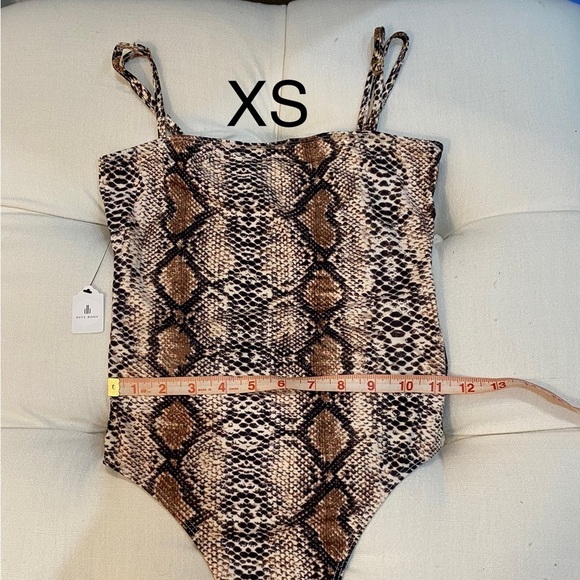 Animal print white brown one piece bodysuit snakeskin XS NWT - Picture 7 of 8